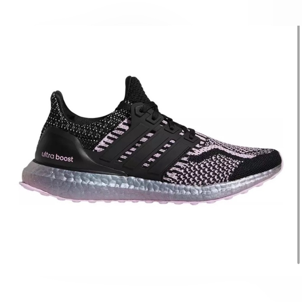 Adidas Women's Ultraboost Black and Light Purple Sneakers, size 9.5.